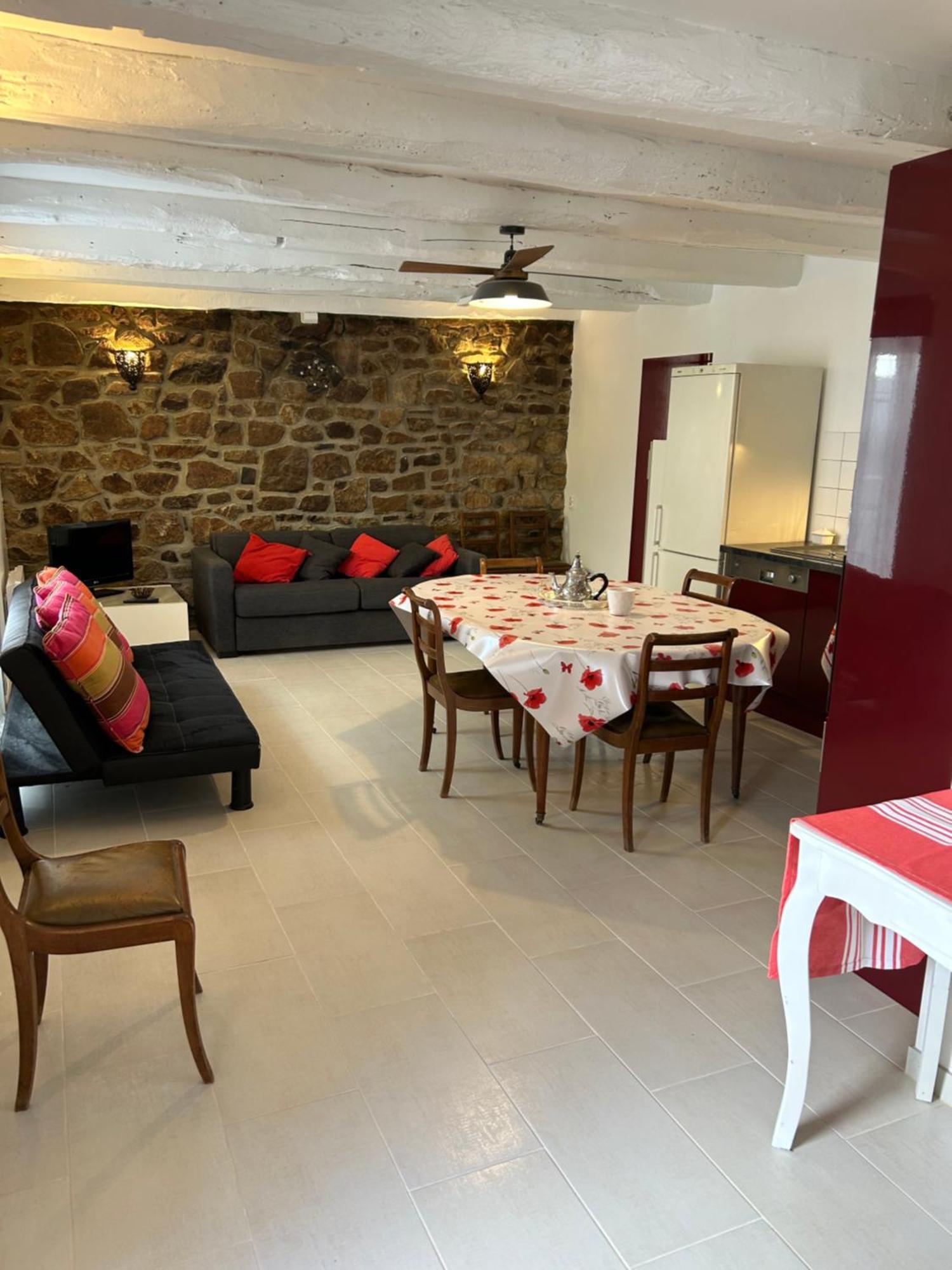 Gite Independant En Duplex Proche Mer Cote De Granit Rose Pleubian Экстерьер фото